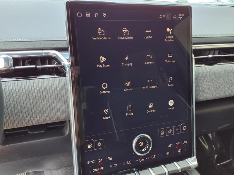 GMC Sierra EV Vehicle Full-screen Gallery Image 10