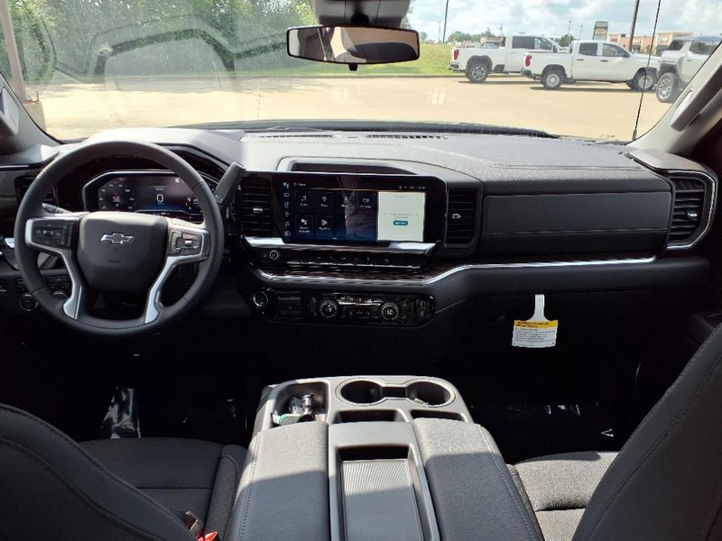 Chevrolet Silverado 1500 Vehicle Full-screen Gallery Image 4