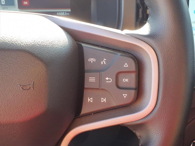 Ford Bronco Vehicle Full-screen Gallery Image 19