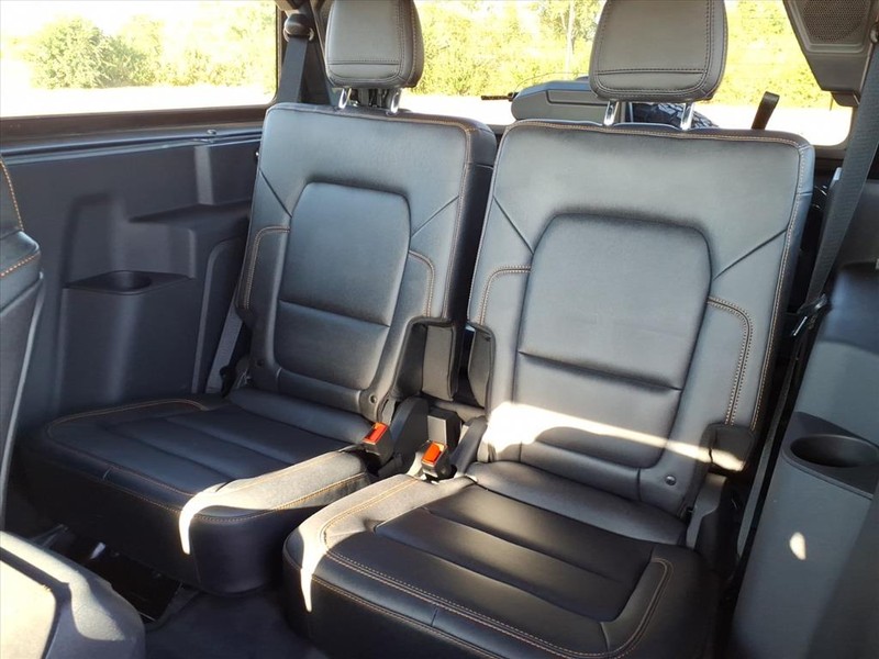 Ford Bronco Vehicle Full-screen Gallery Image 23