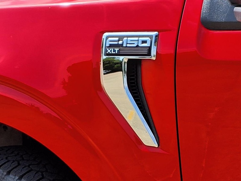Ford F-150 Vehicle Full-screen Gallery Image 21