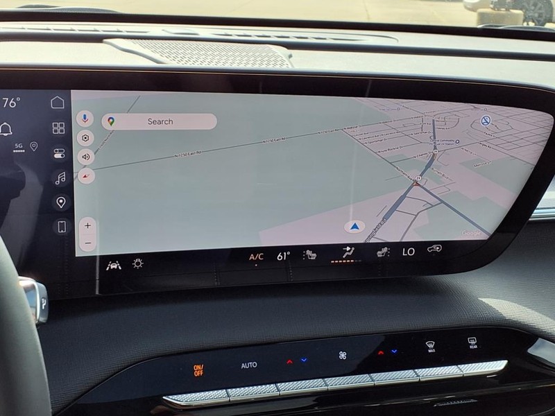 Buick Enclave Vehicle Full-screen Gallery Image 8