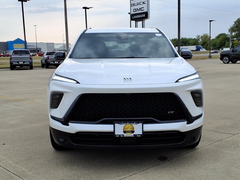 Buick Enclave Vehicle Full-screen Gallery Image 07