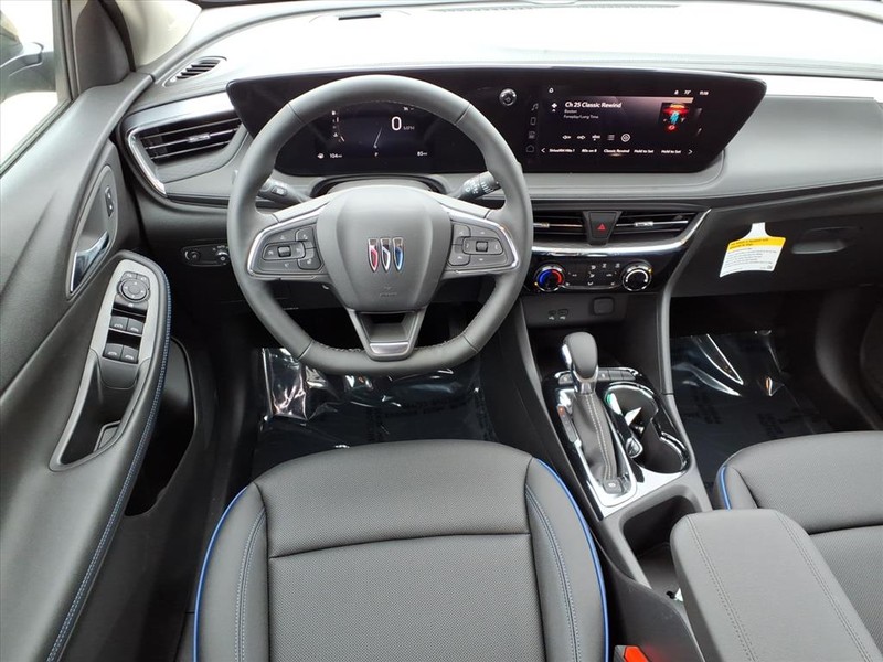 Buick Encore GX Vehicle Full-screen Gallery Image 5