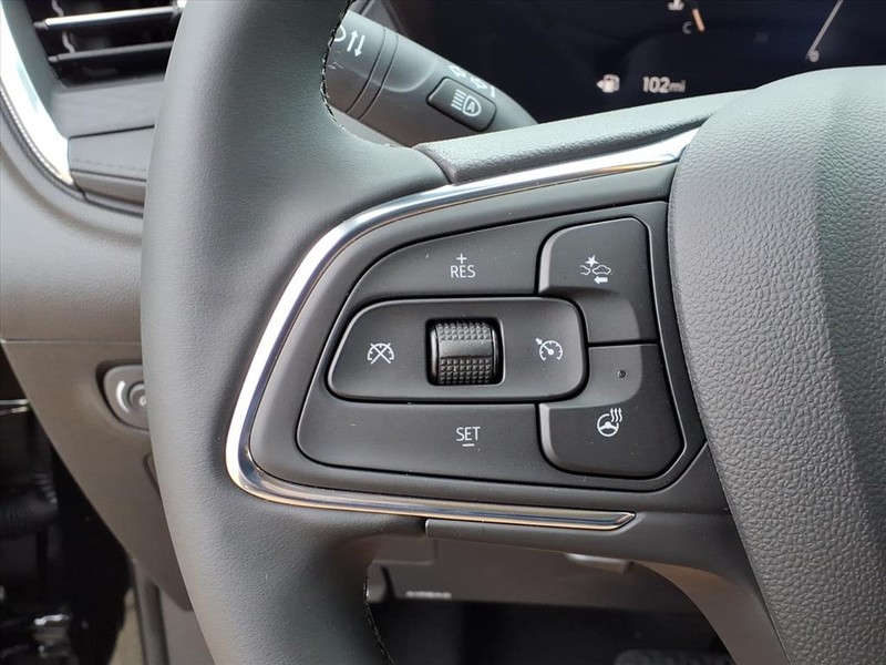 Buick Encore GX Vehicle Full-screen Gallery Image 12