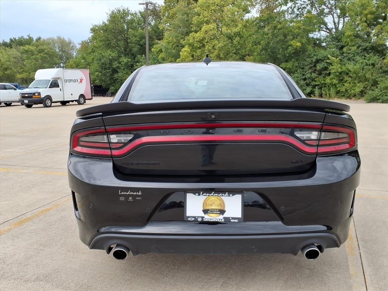 Dodge Charger Vehicle Full-screen Gallery Image 23