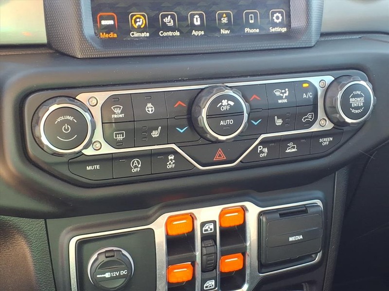 Jeep Gladiator Vehicle Full-screen Gallery Image 14