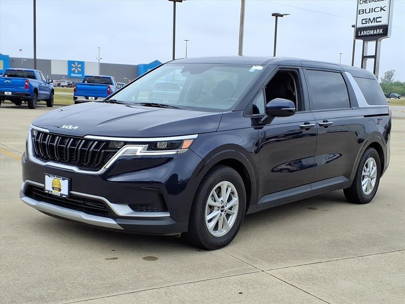 Kia Carnival Vehicle Full-screen Gallery Image 2