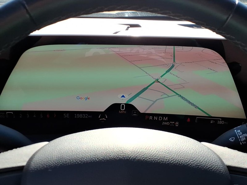 Cadillac XT4 Vehicle Full-screen Gallery Image 18