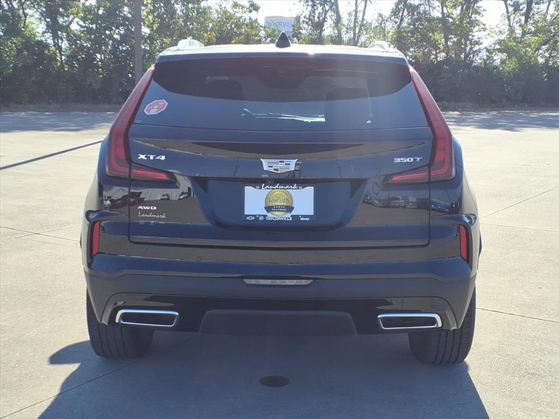Cadillac XT4 Vehicle Full-screen Gallery Image 23
