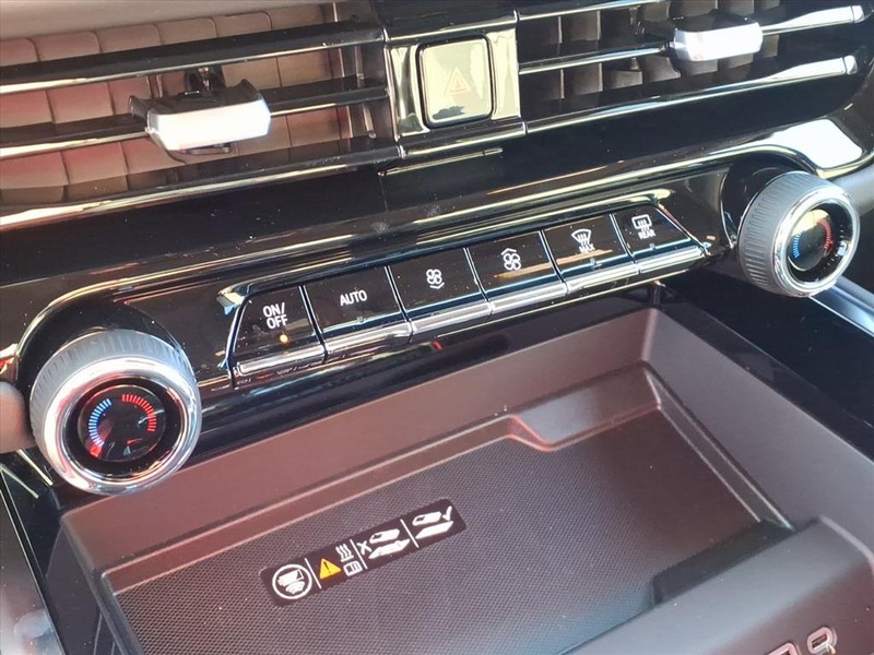 Chevrolet Tahoe Vehicle Full-screen Gallery Image 10