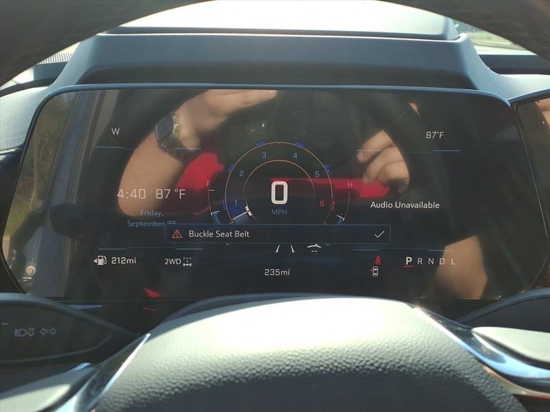 Chevrolet Tahoe Vehicle Full-screen Gallery Image 13