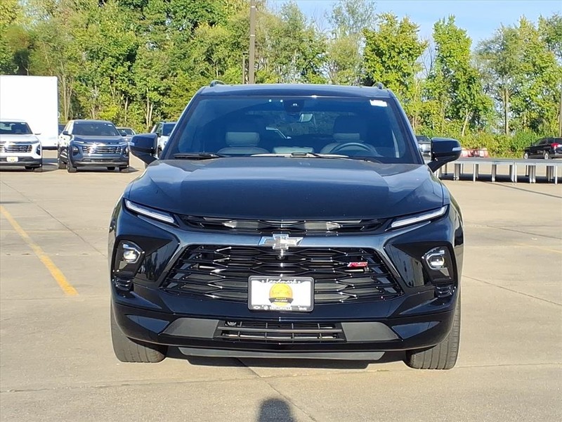 Chevrolet Blazer Vehicle Full-screen Gallery Image 07