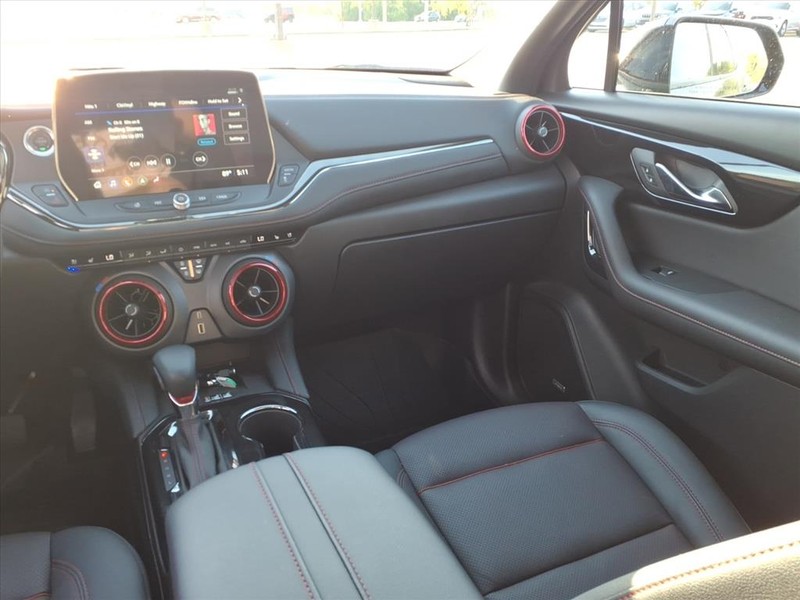 Chevrolet Blazer Vehicle Full-screen Gallery Image 10