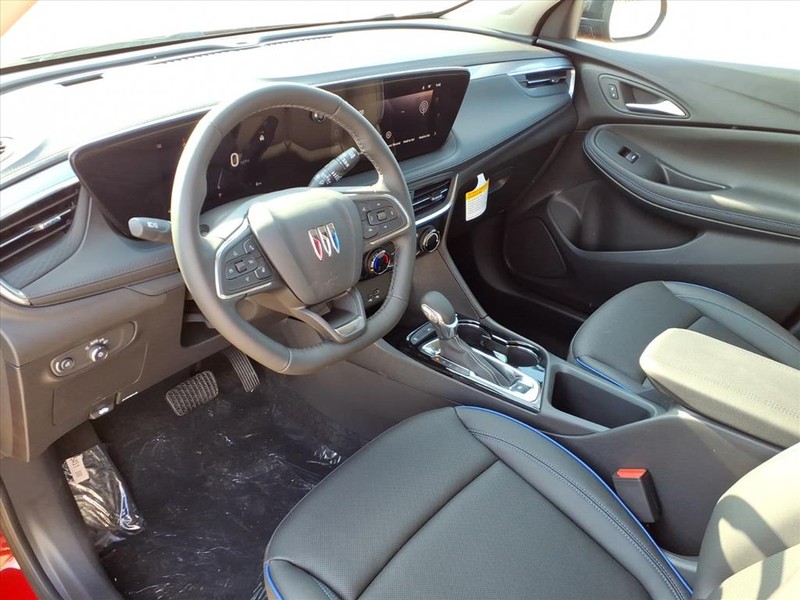 Buick Encore GX Vehicle Full-screen Gallery Image 16