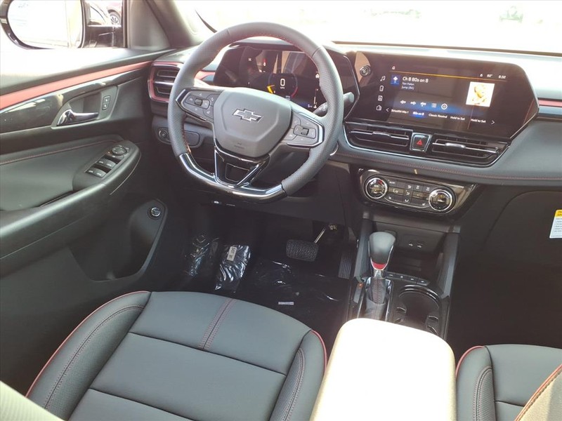 Chevrolet Trailblazer Vehicle Full-screen Gallery Image 7