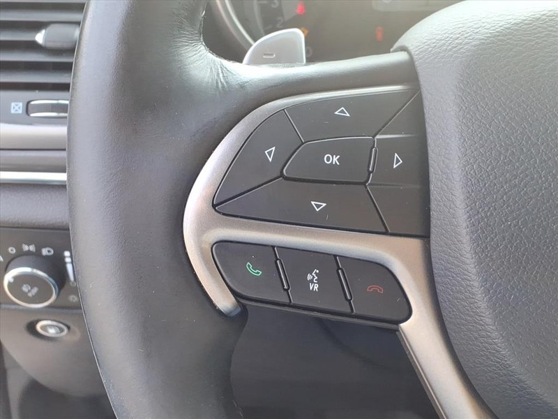 Jeep Grand Cherokee Vehicle Full-screen Gallery Image 17