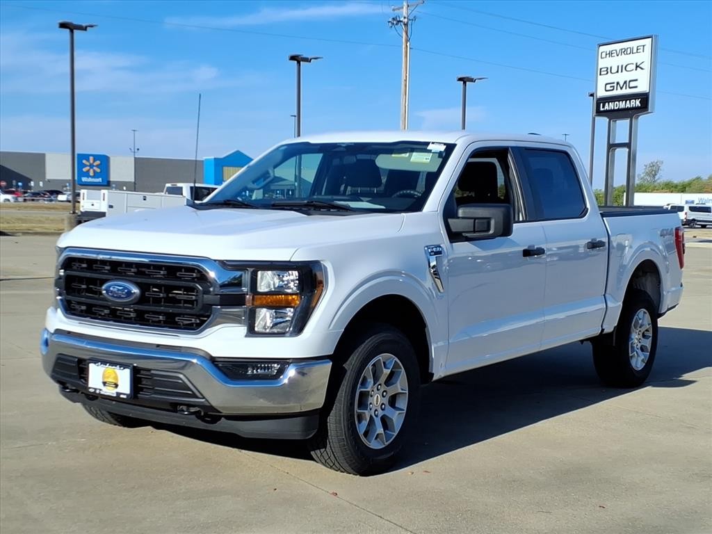 Ford F-150 Vehicle Full-screen Gallery Image 2