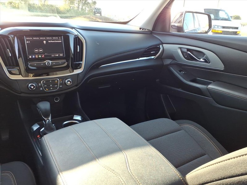 Chevrolet Traverse Vehicle Full-screen Gallery Image 10