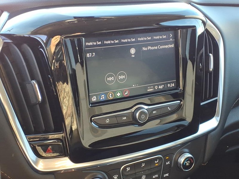 Chevrolet Traverse Vehicle Full-screen Gallery Image 12