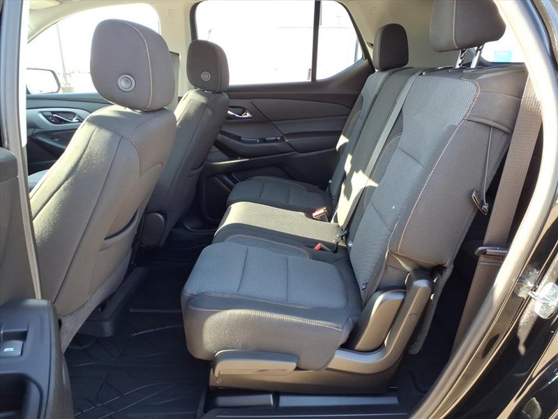 Chevrolet Traverse Vehicle Full-screen Gallery Image 22