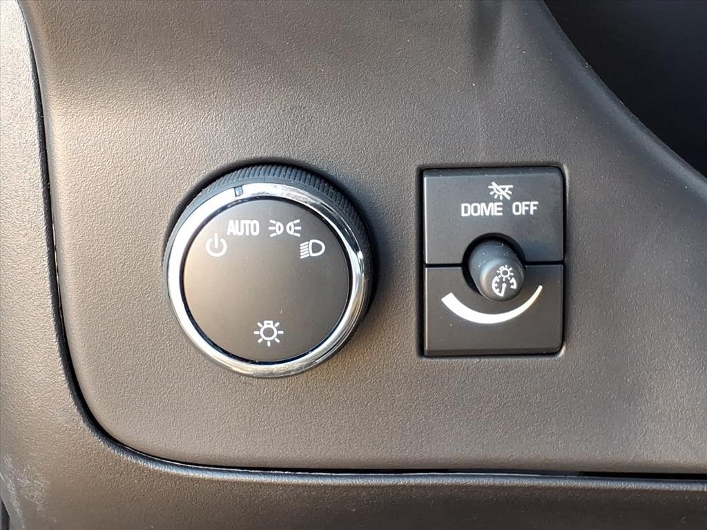 Chevrolet Express Cargo Van Vehicle Full-screen Gallery Image 11