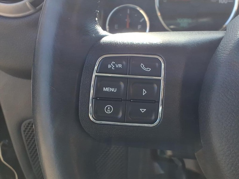 Jeep Wrangler Unlimited Vehicle Full-screen Gallery Image 19