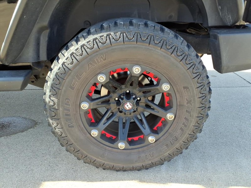 Jeep Wrangler Unlimited Vehicle Full-screen Gallery Image 25