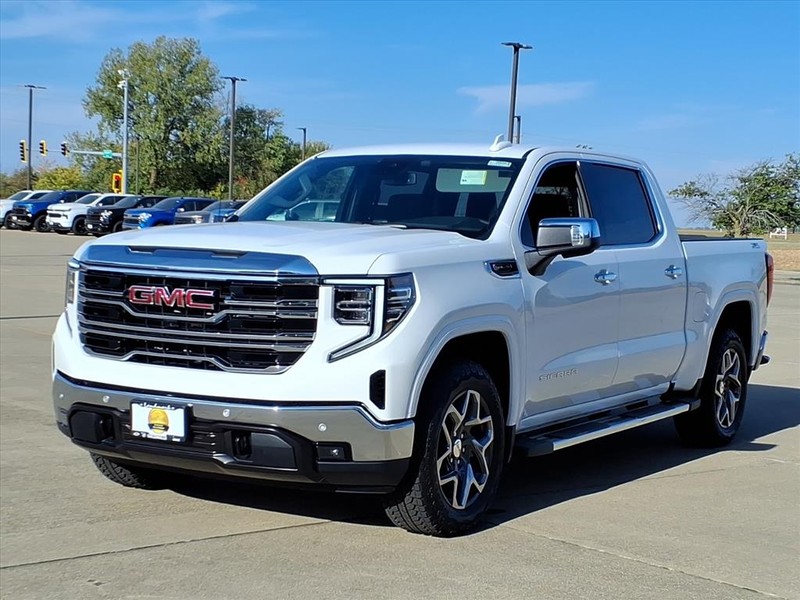 GMC Sierra 1500 Vehicle Full-screen Gallery Image 2