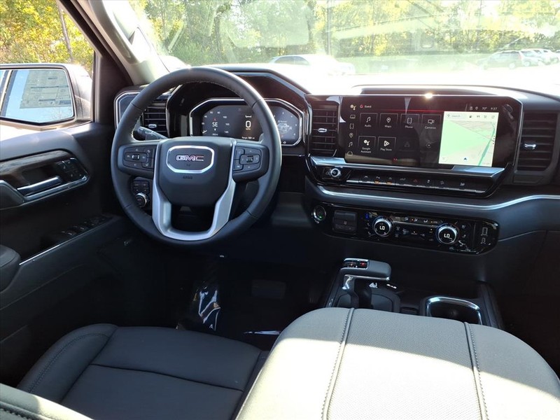 GMC Sierra 1500 Vehicle Full-screen Gallery Image 7