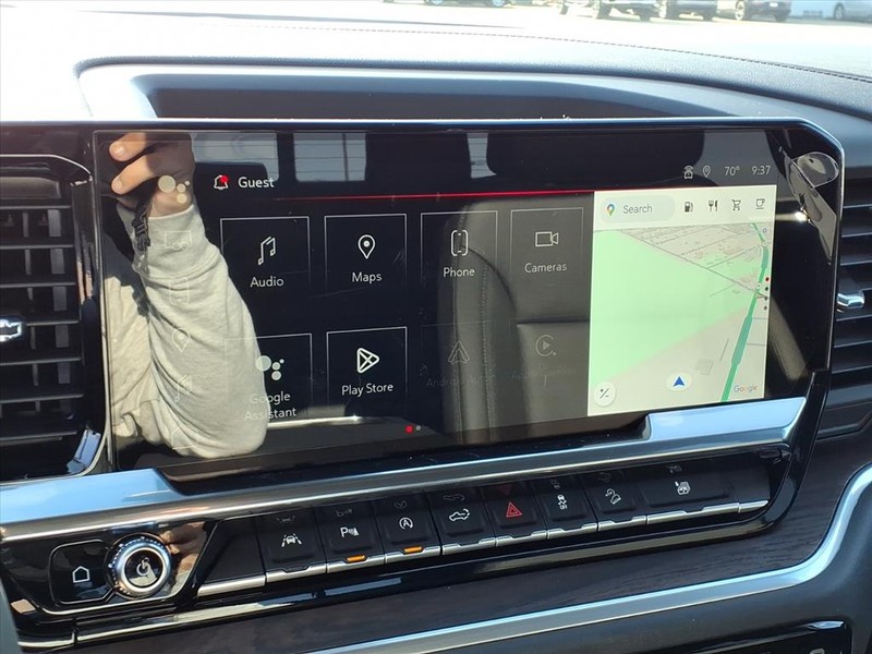 GMC Sierra 1500 Vehicle Full-screen Gallery Image 8