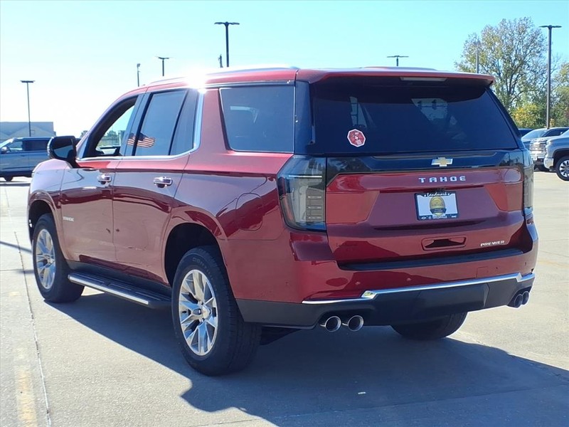 Chevrolet Tahoe Vehicle Full-screen Gallery Image 3