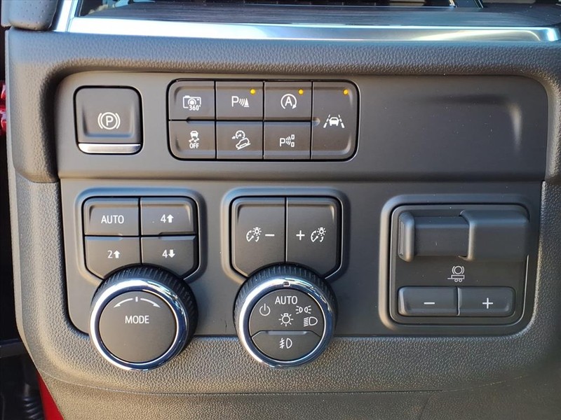 Chevrolet Tahoe Vehicle Full-screen Gallery Image 14