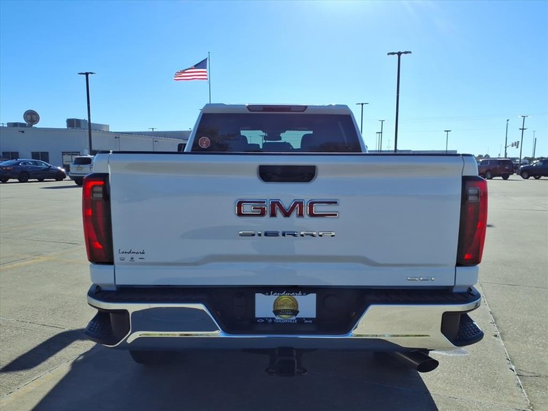 GMC Sierra 2500HD Vehicle Full-screen Gallery Image 19