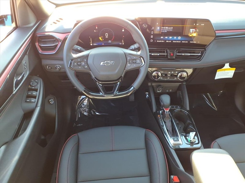 Chevrolet Trailblazer Vehicle Full-screen Gallery Image 5