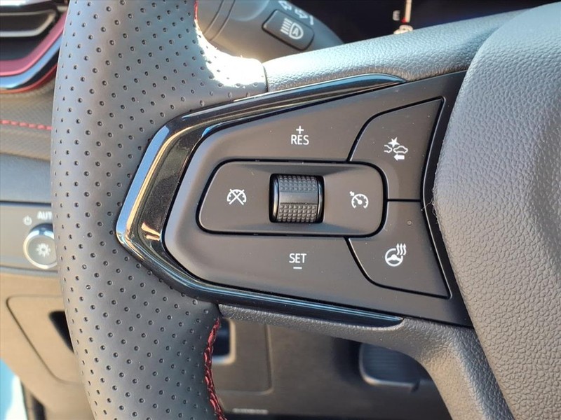 Chevrolet Trailblazer Vehicle Full-screen Gallery Image 12