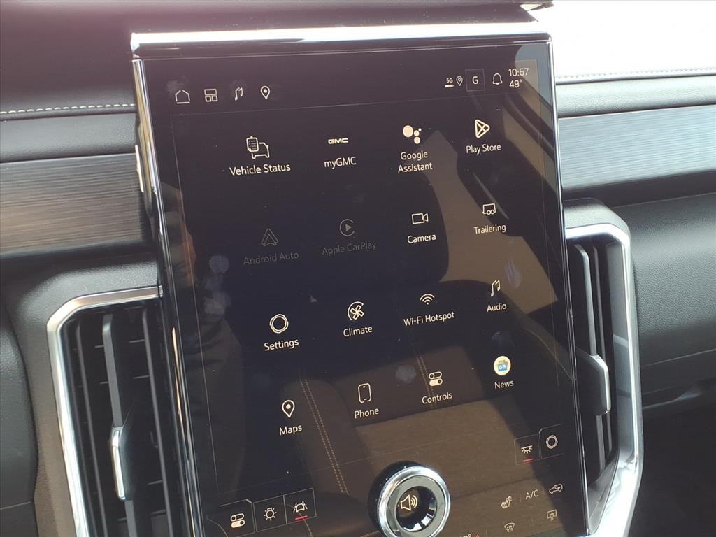 GMC Acadia Vehicle Full-screen Gallery Image 8