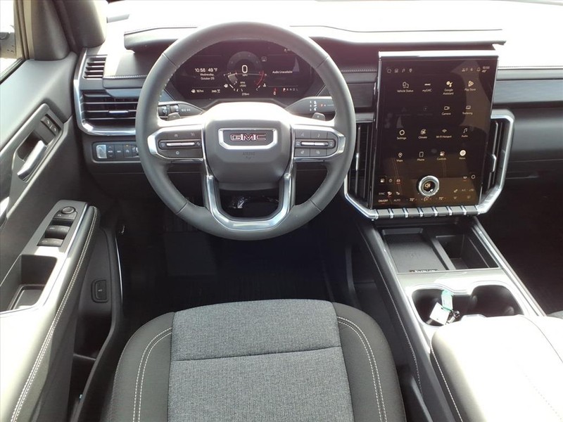 GMC Acadia Vehicle Full-screen Gallery Image 5