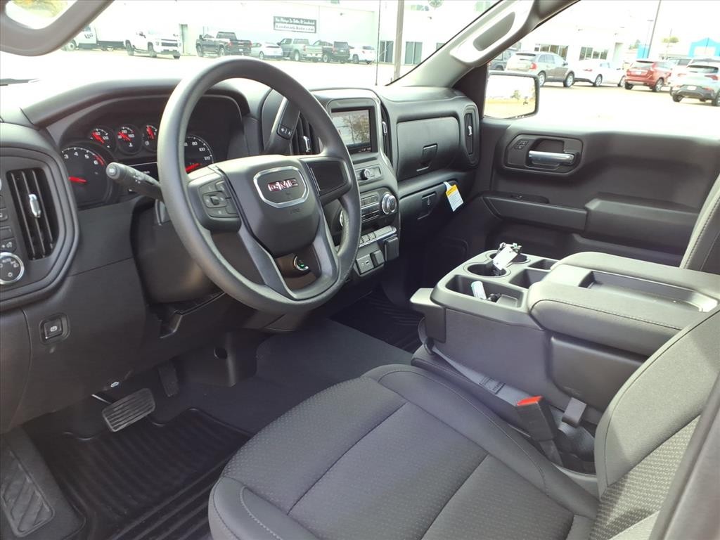 GMC Sierra 1500 Vehicle Full-screen Gallery Image 15