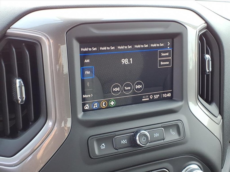 GMC Sierra 1500 Vehicle Full-screen Gallery Image 8