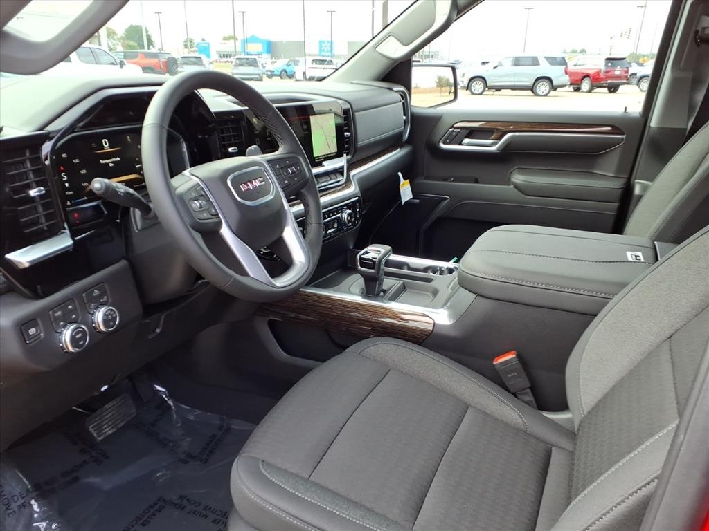 GMC Sierra 1500 Vehicle Full-screen Gallery Image 17