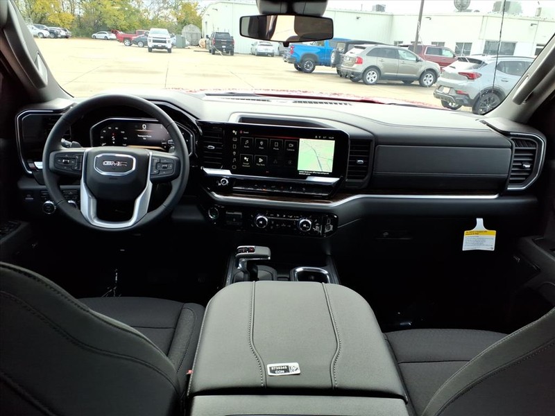 GMC Sierra 1500 Vehicle Full-screen Gallery Image 4