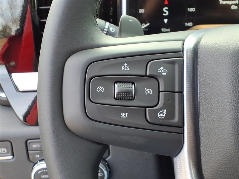 GMC Sierra 1500 Vehicle Full-screen Gallery Image 12