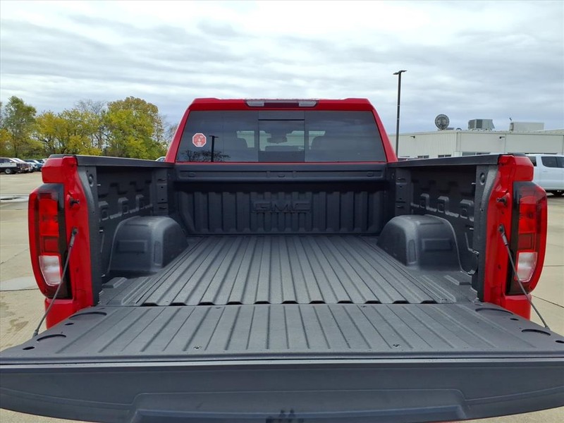 GMC Sierra 1500 Vehicle Full-screen Gallery Image 19