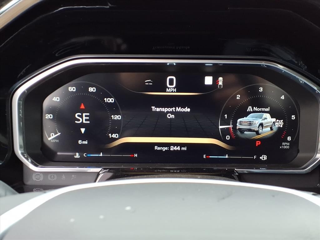 GMC Sierra 1500 Vehicle Full-screen Gallery Image 14