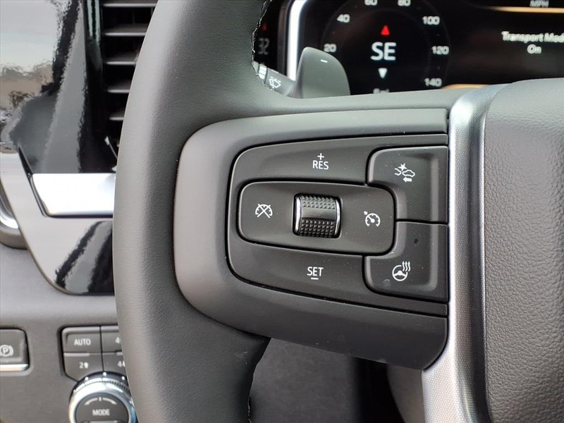 GMC Sierra 1500 Vehicle Full-screen Gallery Image 12