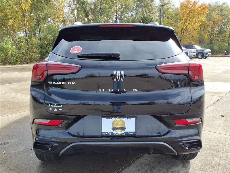 Buick Encore GX Vehicle Full-screen Gallery Image 19