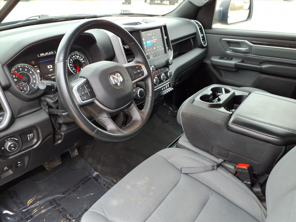 Ram 1500 Vehicle Full-screen Gallery Image 20