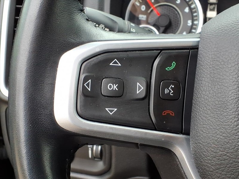 Ram 1500 Vehicle Full-screen Gallery Image 16