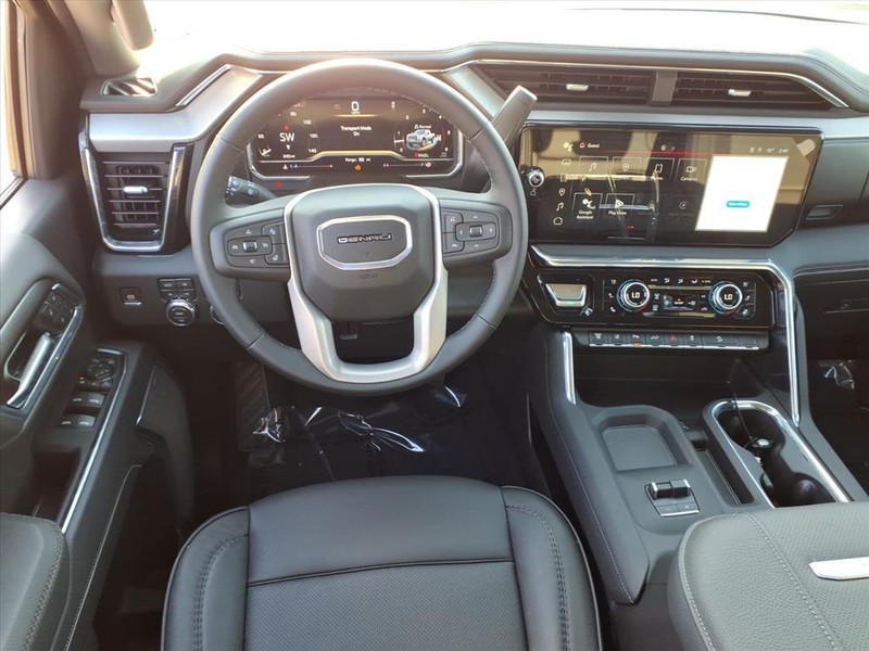 GMC Sierra 2500HD Vehicle Full-screen Gallery Image 5